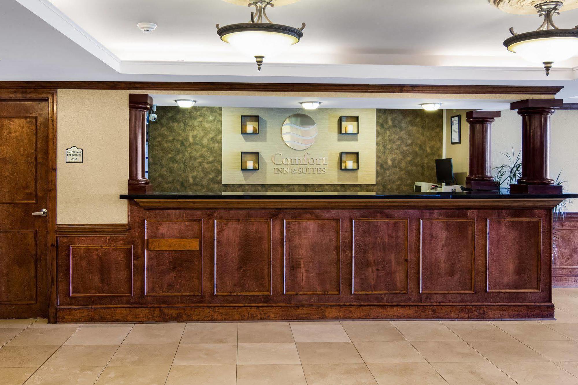 Comfort Inn & Suites South Hill I-85 Eksteriør billede