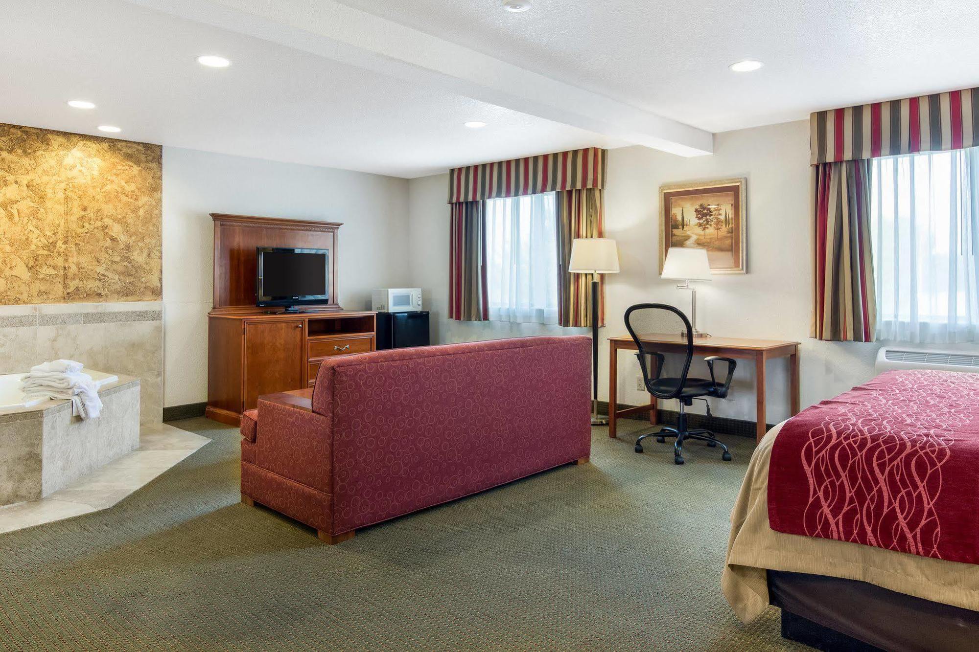 Comfort Inn & Suites South Hill I-85 Eksteriør billede