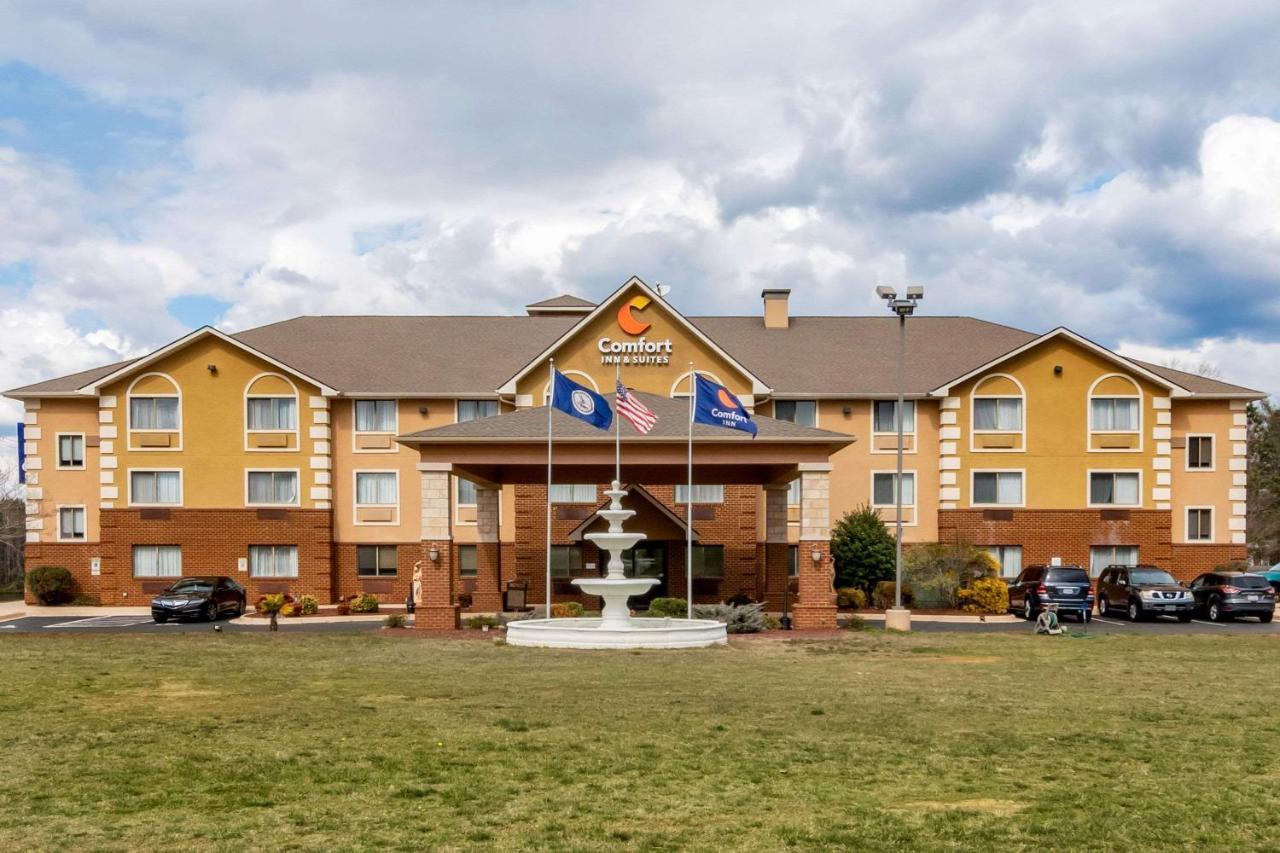 Comfort Inn & Suites South Hill I-85 Eksteriør billede