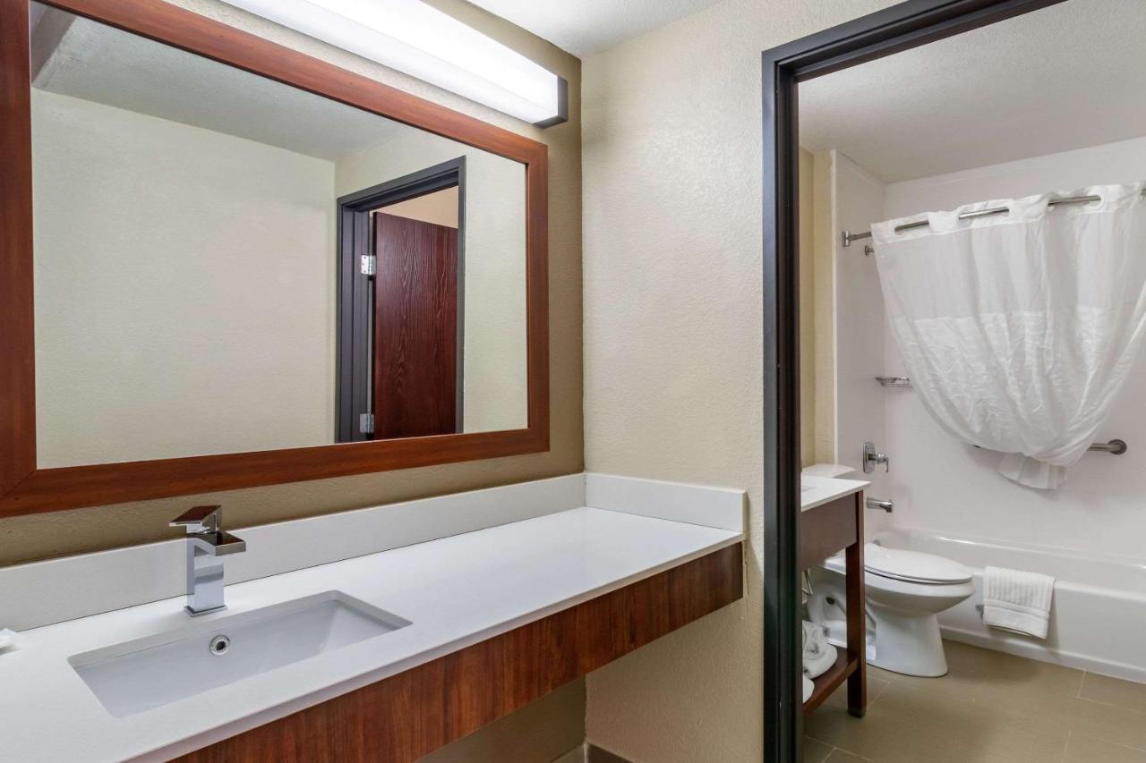 Comfort Inn & Suites South Hill I-85 Eksteriør billede