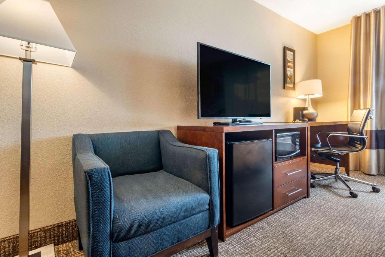 Comfort Inn & Suites South Hill I-85 Eksteriør billede
